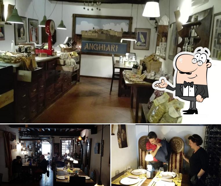 Siediti a un tavolo di Il feudo del vicario