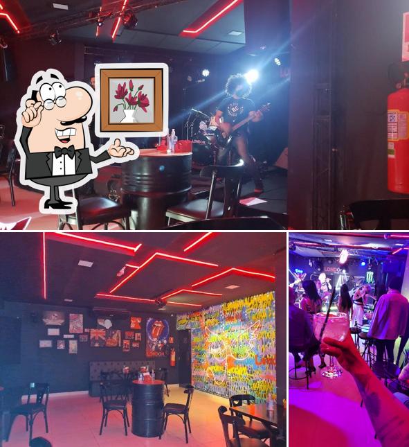 O interior do London Music Bar