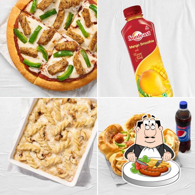 Food at Pizza Hut Baxi Bazar, Cuttack