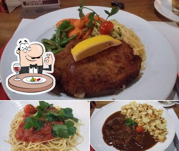 Platti al Restaurant Weisses Kreuz