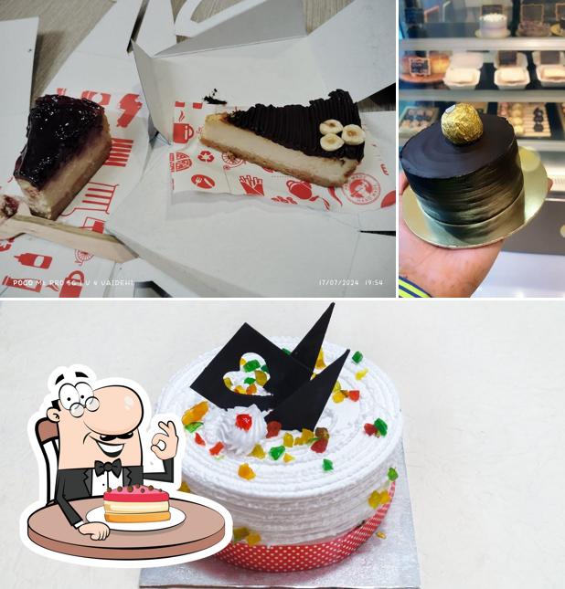 Cheesecake at SugarBlooms