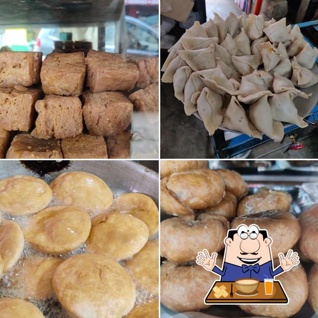Food at Om Sweets and Namkeen