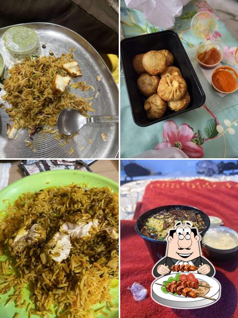 Flavour Station - Biryanis, Momos & Rolls