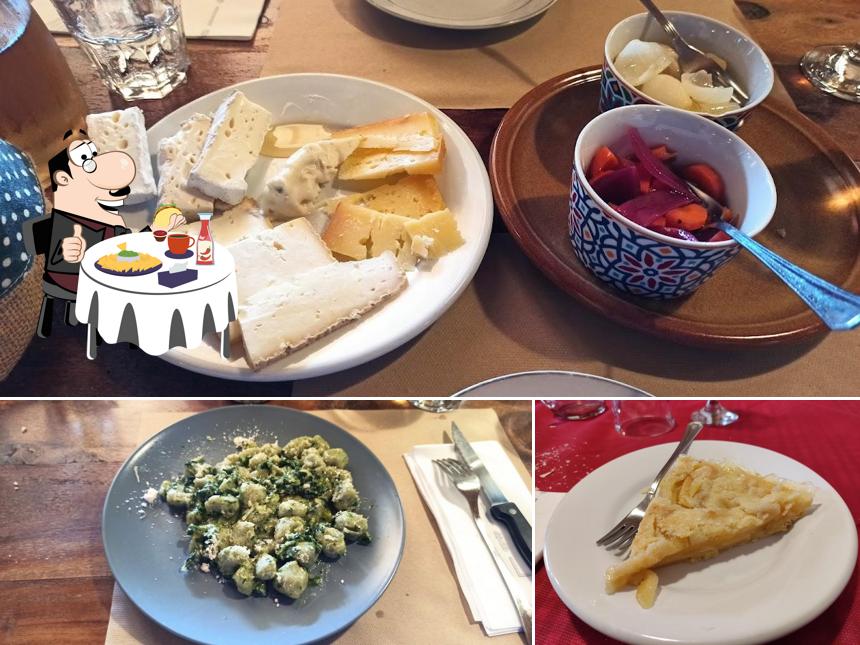 Piatto di formaggi al Agriturismo Bianconiglio