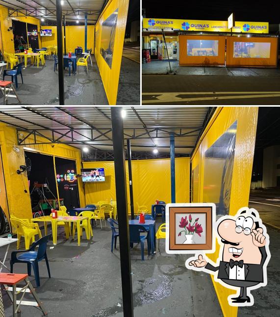Veja imagens do interior do Quina's Burguer