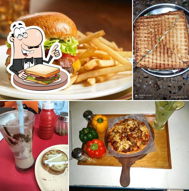 Grilled cheese sandwich at Sips Bites