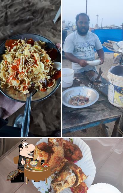 Food at Puppad Boggy fish fry stall