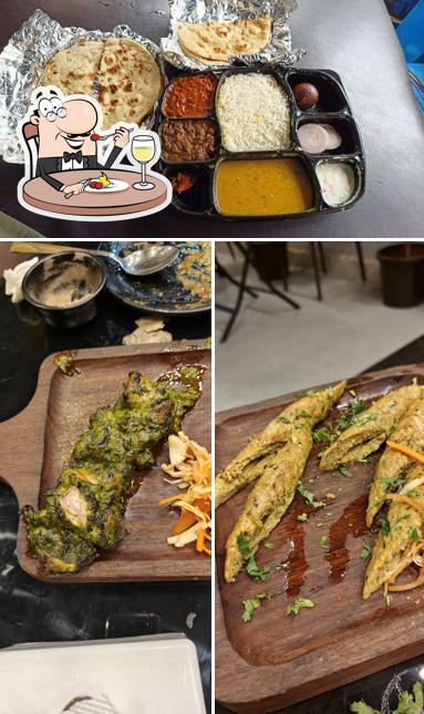 Food at Dilli Chowk
