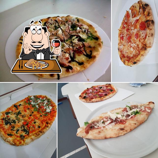 A Pizzeria Ancora Noi, puoi provare una bella pizza