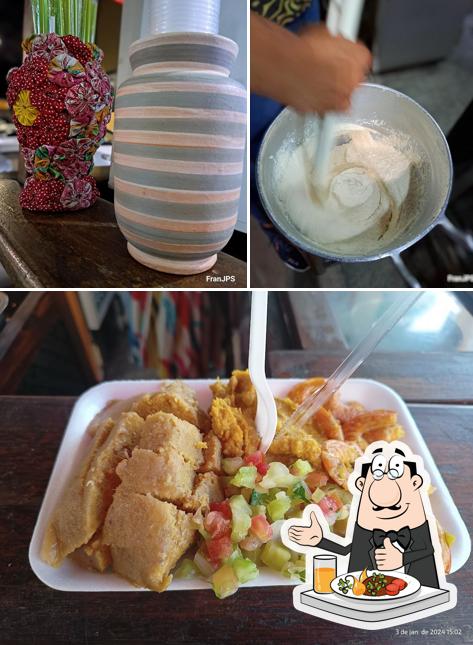 Comida em Barraca da Elisia Acarajé da Bahia