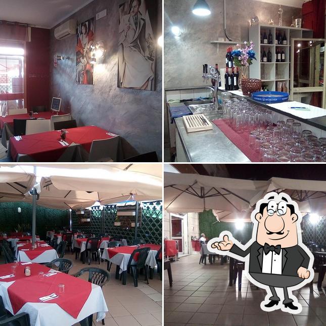 Siediti a un tavolo di Bar La Vela