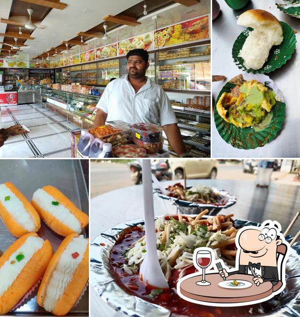 Food at Bikaner Sweets