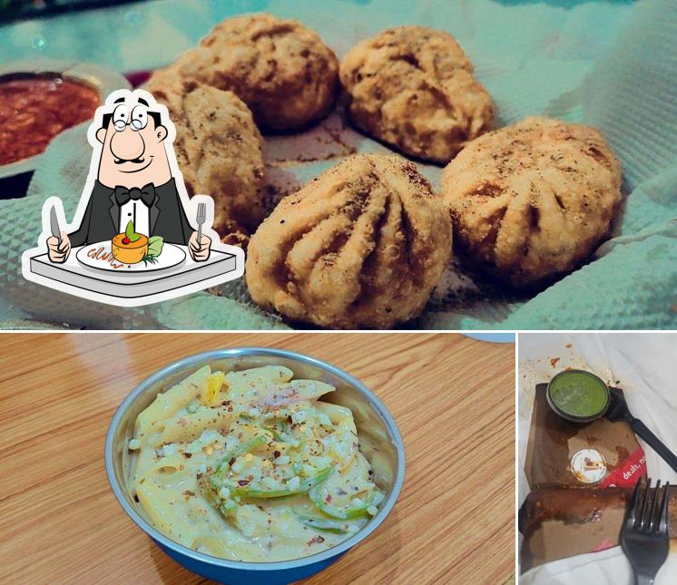 The picture of Shri Radhey Canteen’s food and beverage