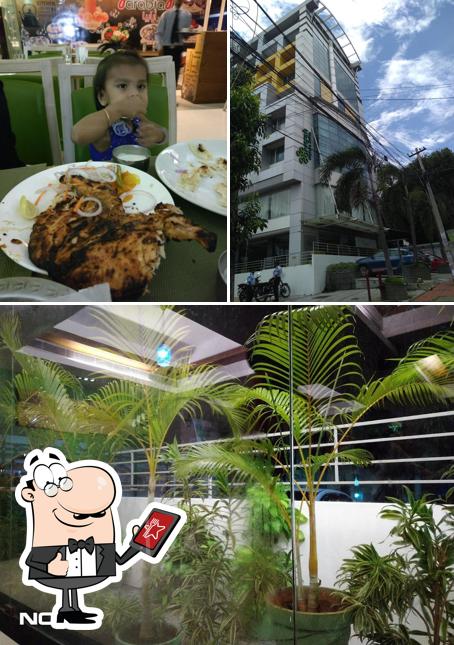 Diners' Summit - Restaurant, North Indian, Naden food, buffet, vegetarian restaurant is distinguished by exterior and dining table