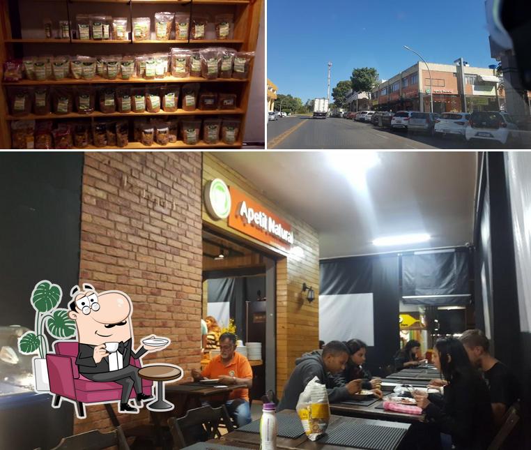 Confira a foto apresentando interior e exterior no Apetit Natural