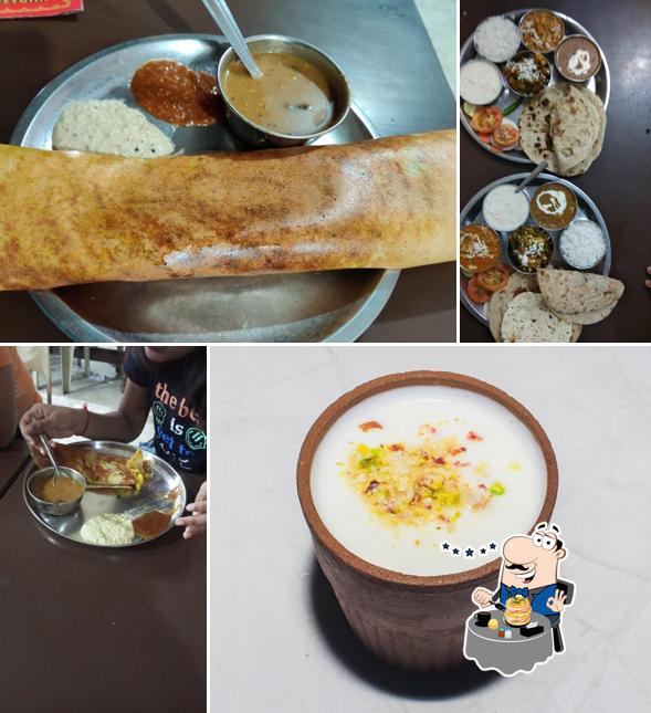 Food at Anupam Fast Food Centre