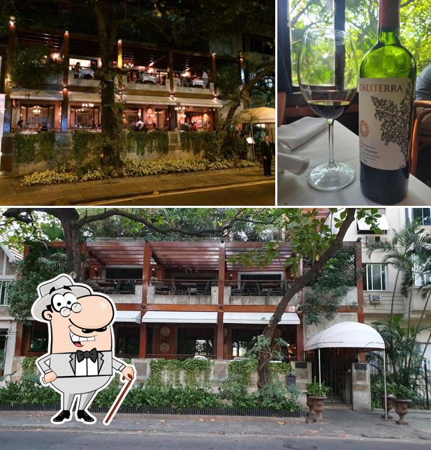 Entre diversos coisas, exterior e vinho podem ser encontrados no Artigiano Ristorante