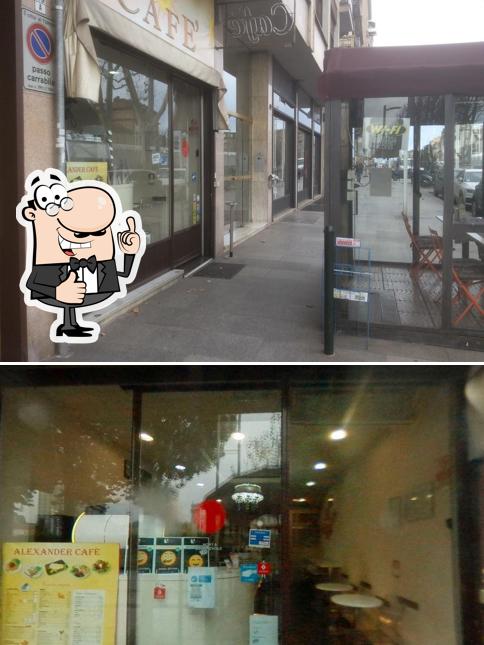 Vedi questa immagine di Alexander Cafè