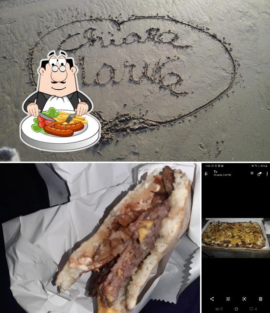 La foto di cibo e esterno da Pizzeria Light Di Tufano Cesare