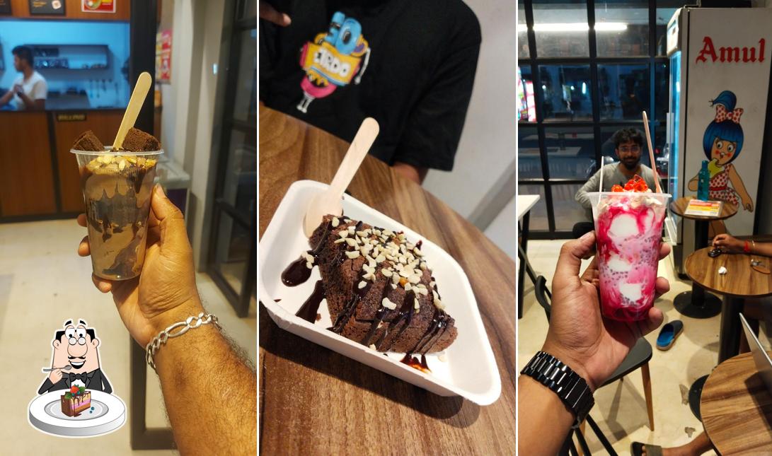 Chocolate cake at Amul Ice cream Parlour