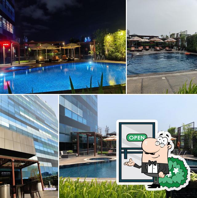 Zirkon Bar @ The Raviz Calicut