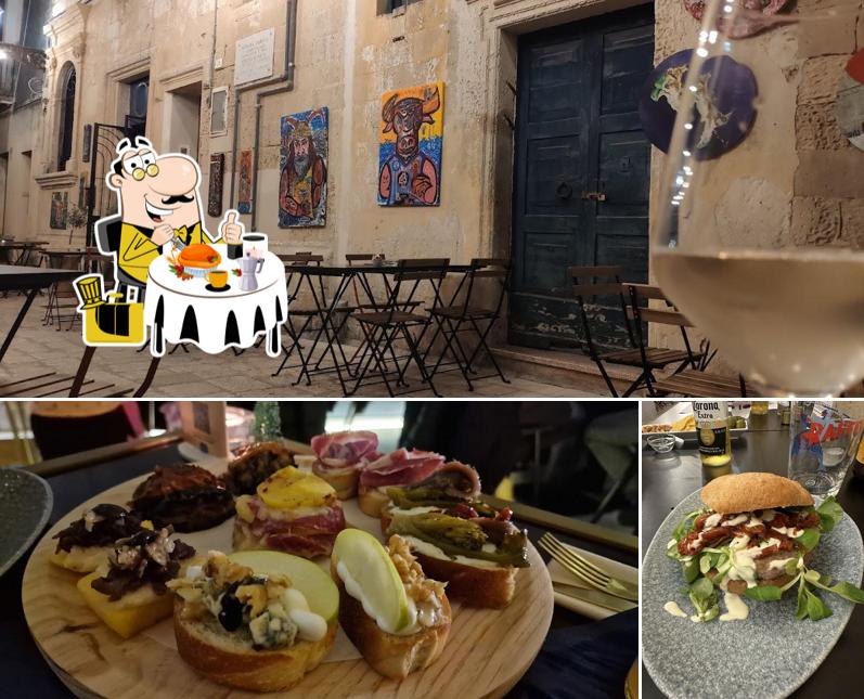 Sagrestia - Alcoliche Devozioni si caratterizza per la cibo e interni