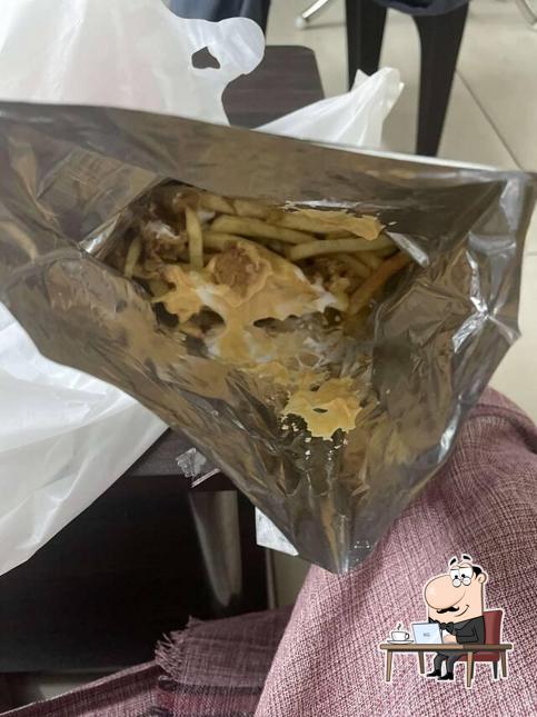 Check out how TAIF BROASTED (BROASTED CHICKEN) looks inside