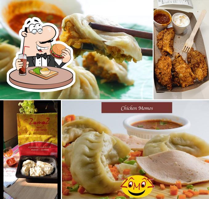 Order a burger at Zomoz - The Momo Company