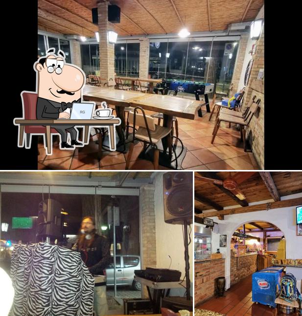Gli interni di Pub L'officina
