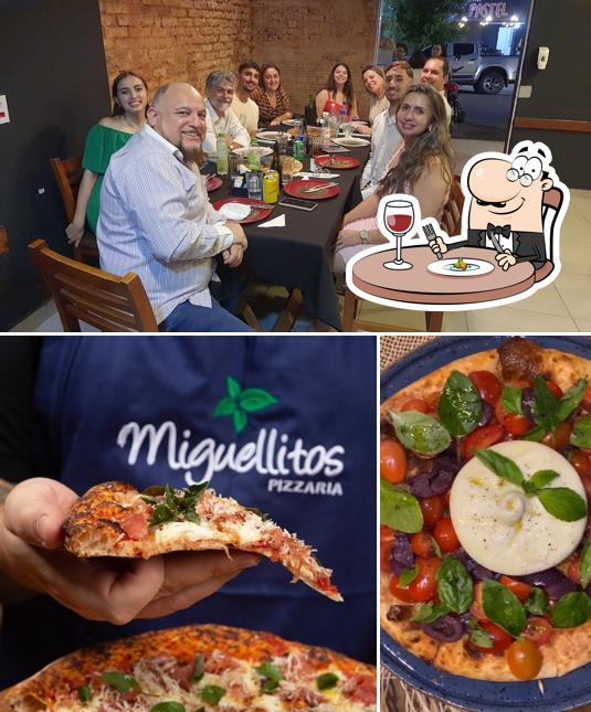Entre diferentes coisas, comida e interior podem ser encontrados a Miguellitos Pizzaria