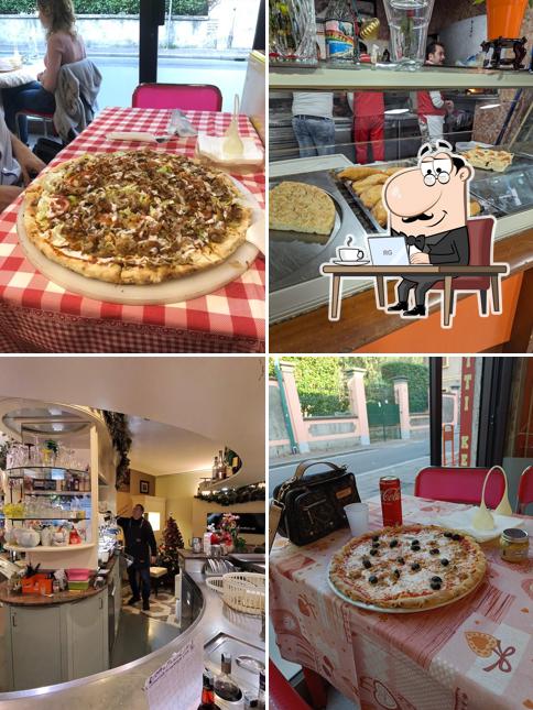 Gli interni di Pizza House 2 Di Khalil Samy