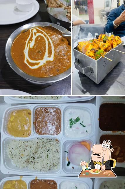 Meals at Happy Da Punjab