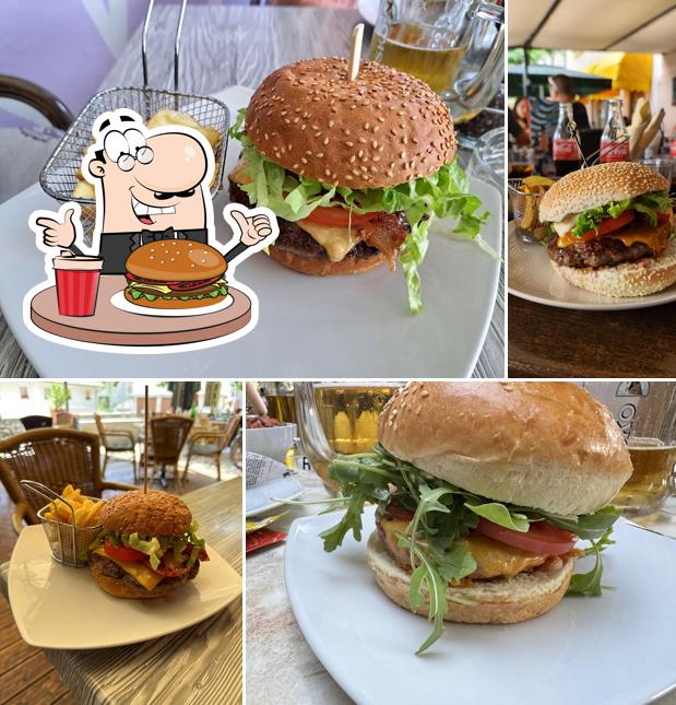 Ordina un hamburger a Pivovarna Union