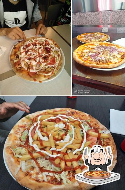 Scegli una pizza a Pizza Kebap Istanbul