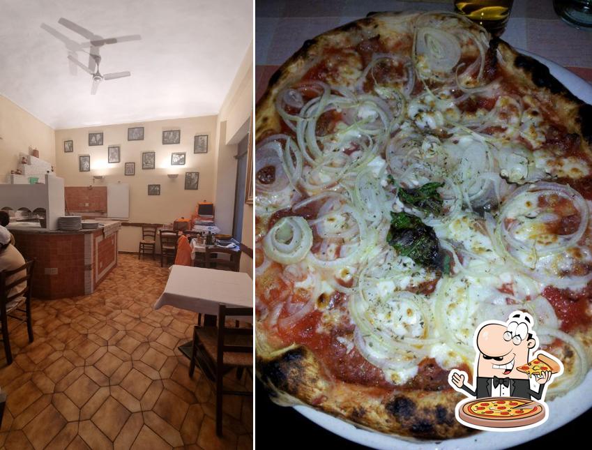 Ordina tra le molte varianti di pizza