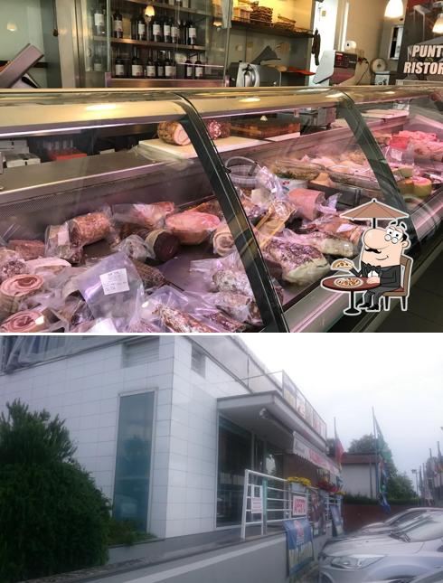 Gli esterni di Norcineria Tomei