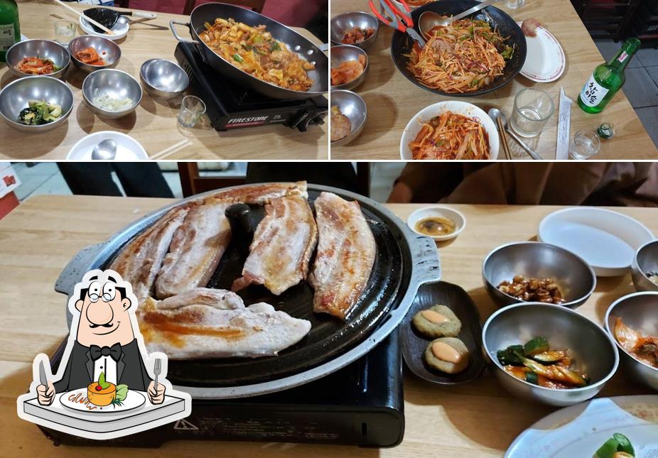 Comida em Hwang To Gil