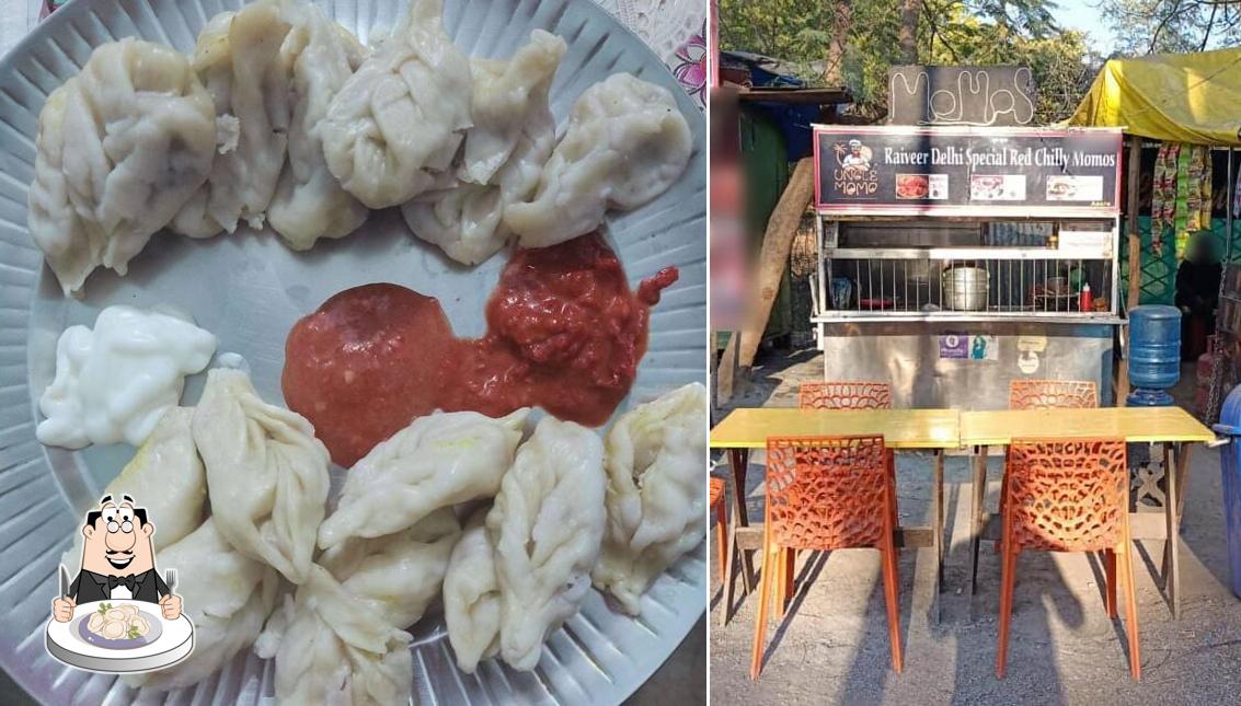 Dumplings at Raiveer Delhi Special Red Chilly Momos