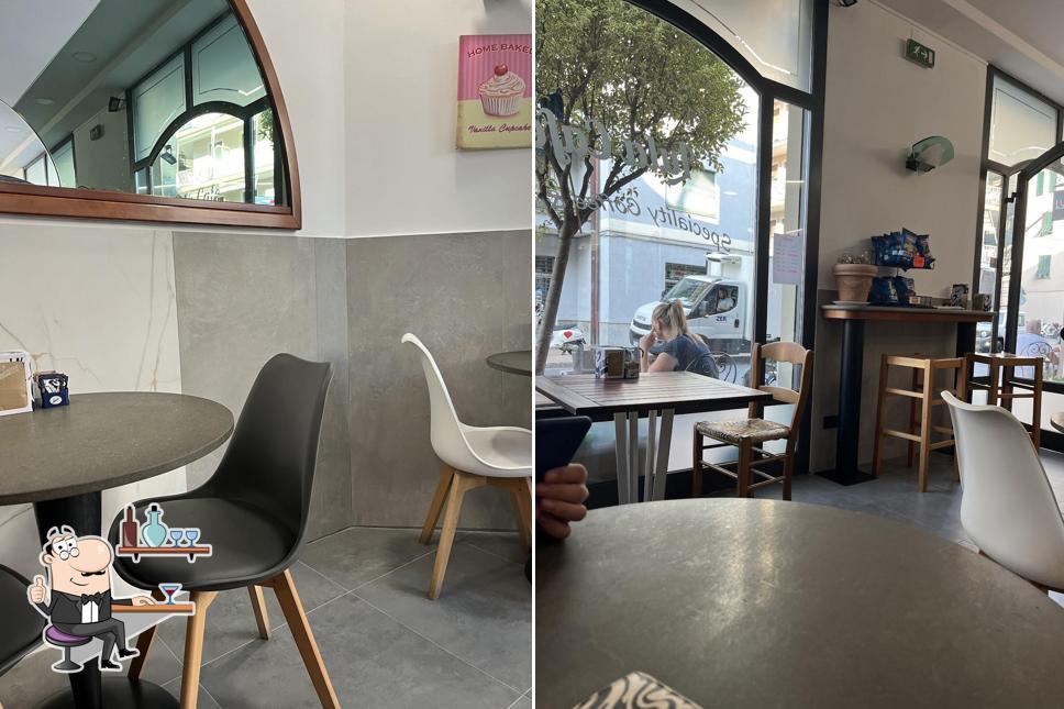 Gli interni di Bar Dalle Gemelle , tavola calda