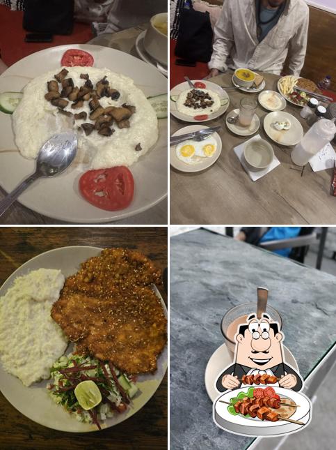 Food at Dudu Welcome Cafe