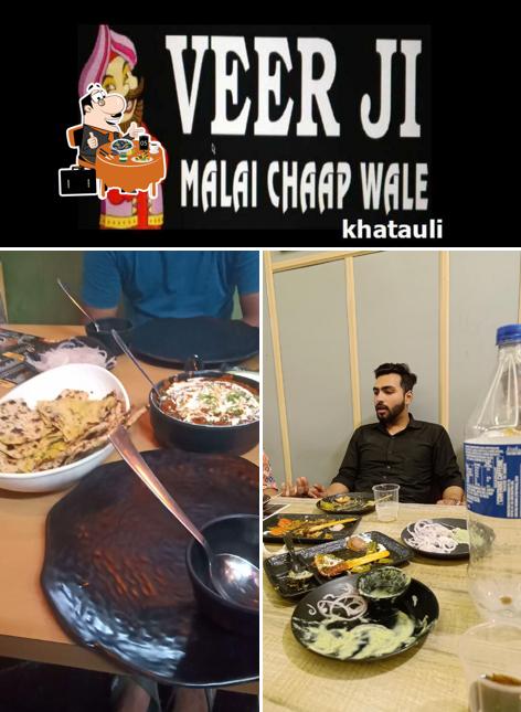 Mussels at Veer ji malai chaap wale Khatauli