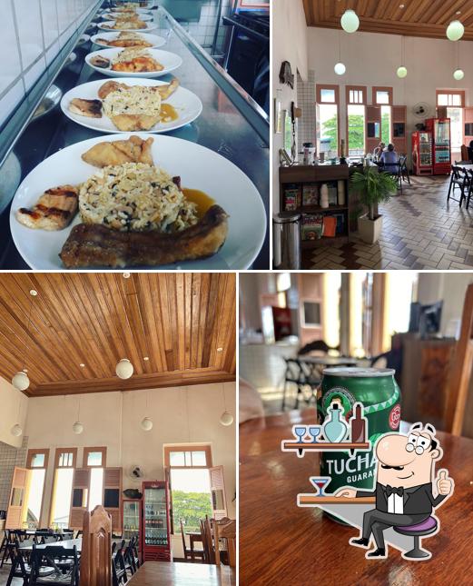 Sente em uma das mesas no Taberna do Chef Procópio