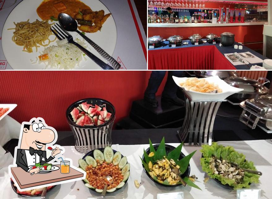 Meals at Amoeba Sports Bar