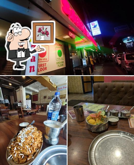 The photo of Sardarji Ka Dhaba’s interior and exterior