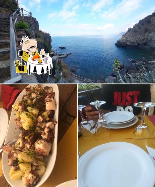 La cibo e esterno del ristorante