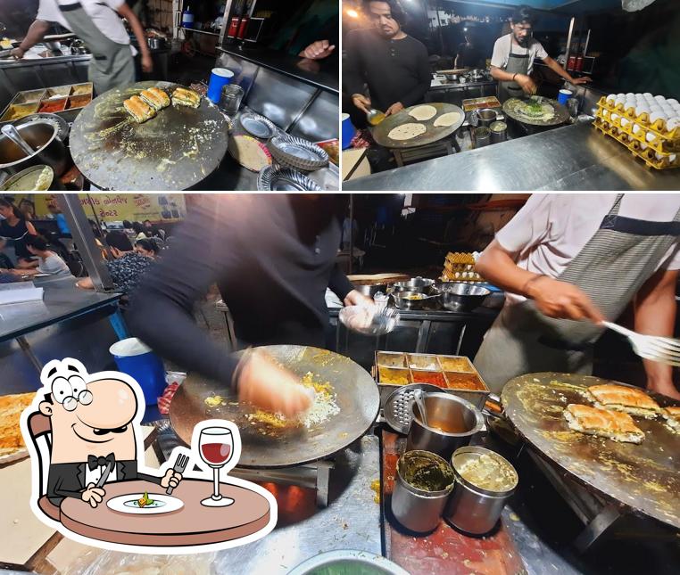 Food at Sainath Omelet center ( manoj )