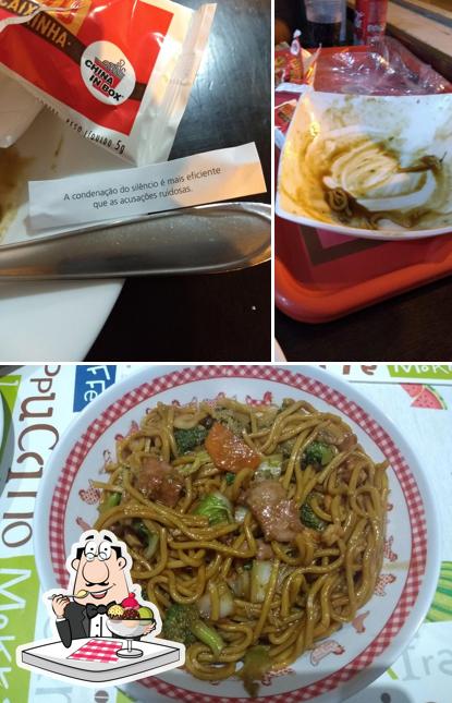 China In Box - Restaurante de Comida Chinesa oferece uma variedade de pratos doces