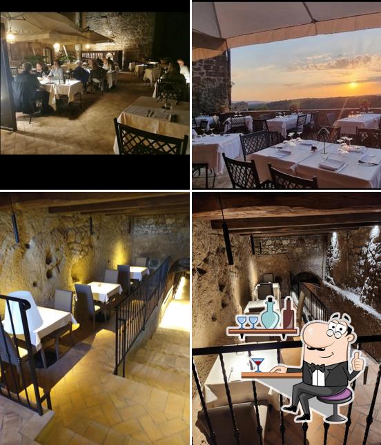 Dai un'occhiata agli interni di Il Caveau Restaurant Pitigliano