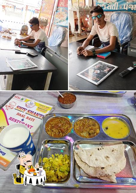 Among different things one can find food and interior at SHIVSHAKTI DAL-BATI