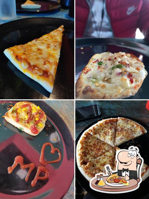 Order different kinds of pizza